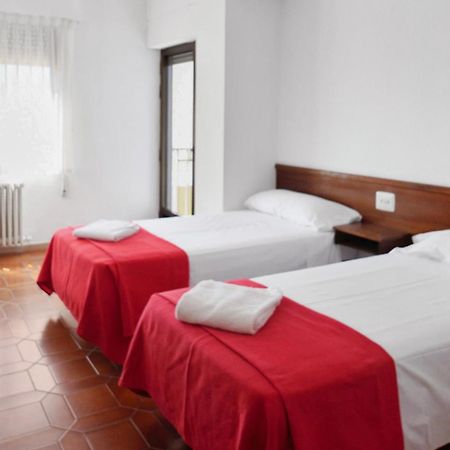 Hostal La Torre Benicàssim Екстериор снимка