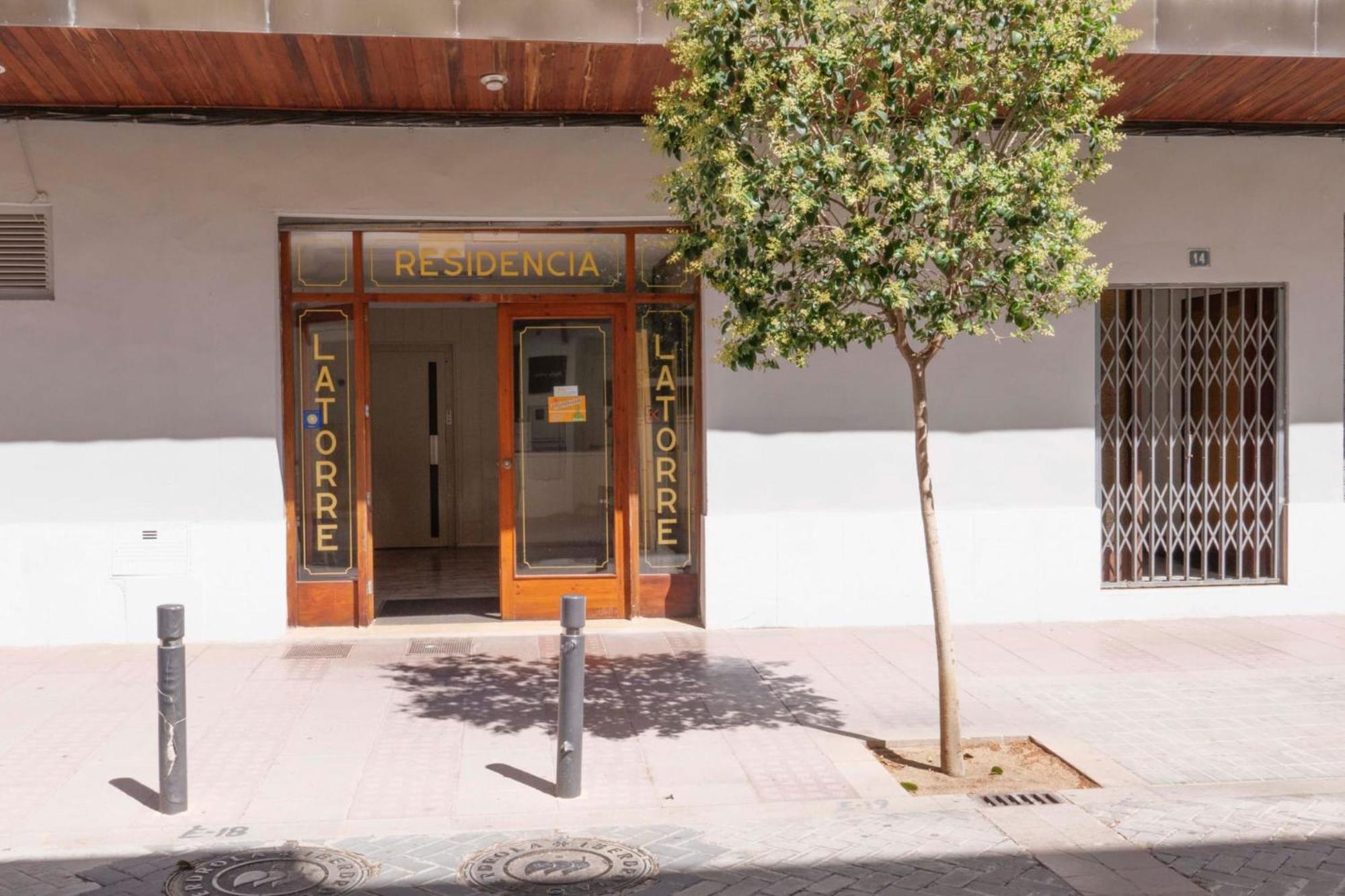 Hostal La Torre Benicàssim Екстериор снимка